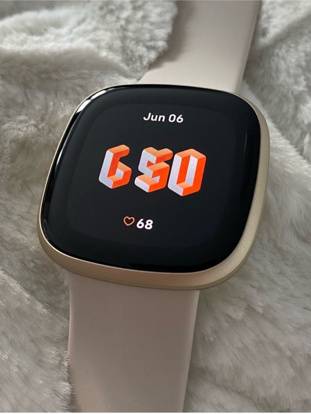 MINT Fitbit Versa 3 Soft Gold Stainless Steel Lunar White Band